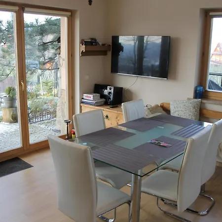 Cyrhla Apartment