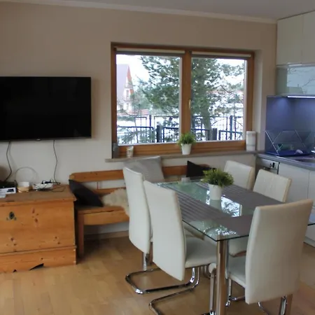 Apartment Cyrhla *